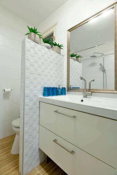 Apartament Downtown Island Of Peace By Nw Budapeszt Zewnętrze zdjęcie