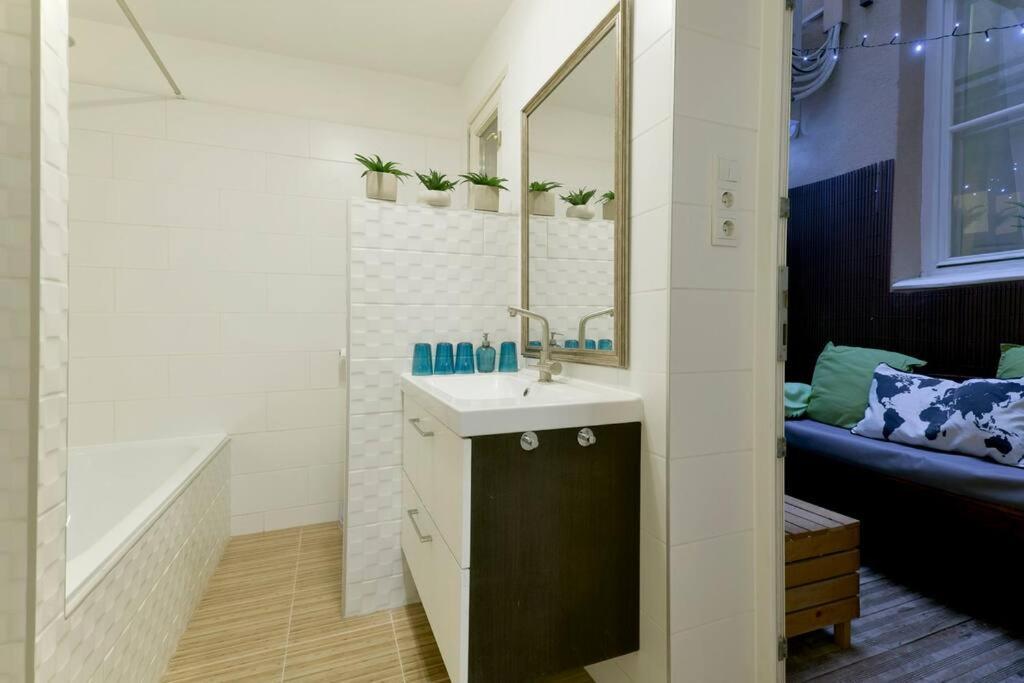 Apartament Downtown Island Of Peace By Nw Budapeszt Zewnętrze zdjęcie